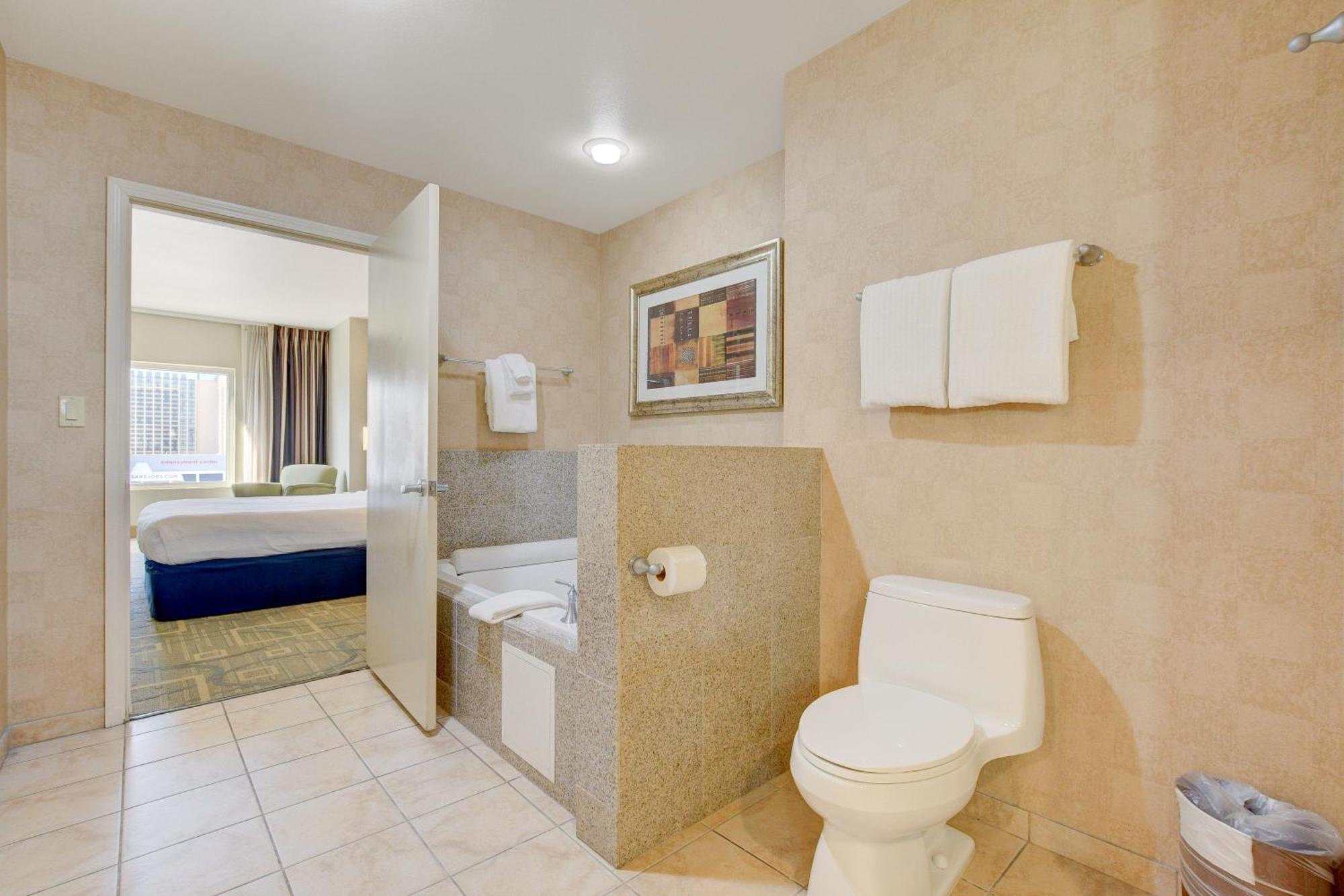 Princess Suite * Platinum Hotel With Balcony Strip View Las Vegas Exterior photo