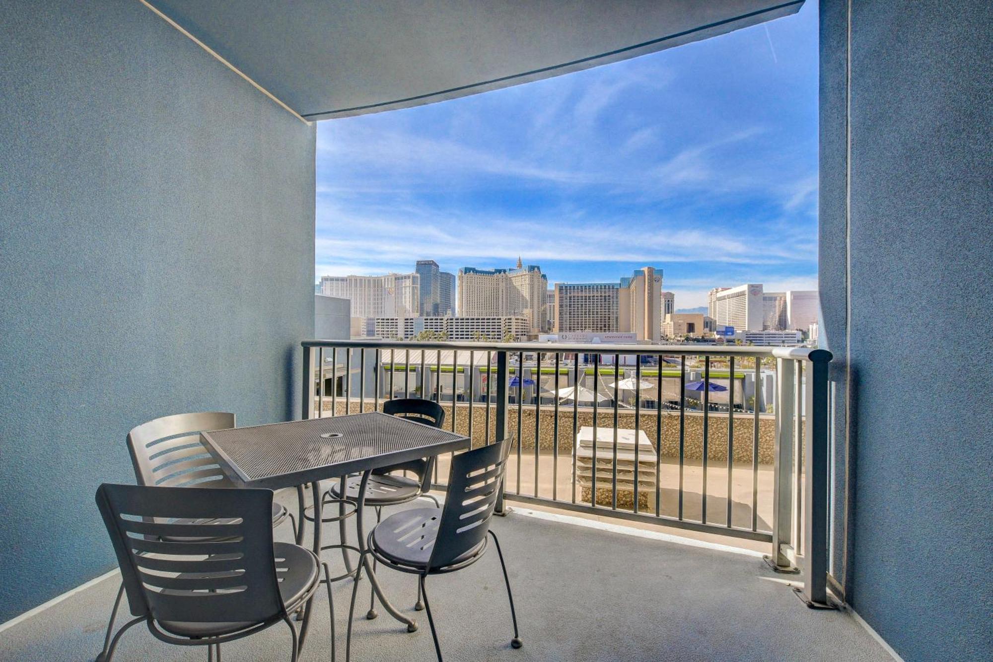 Princess Suite * Platinum Hotel With Balcony Strip View Las Vegas Exterior photo
